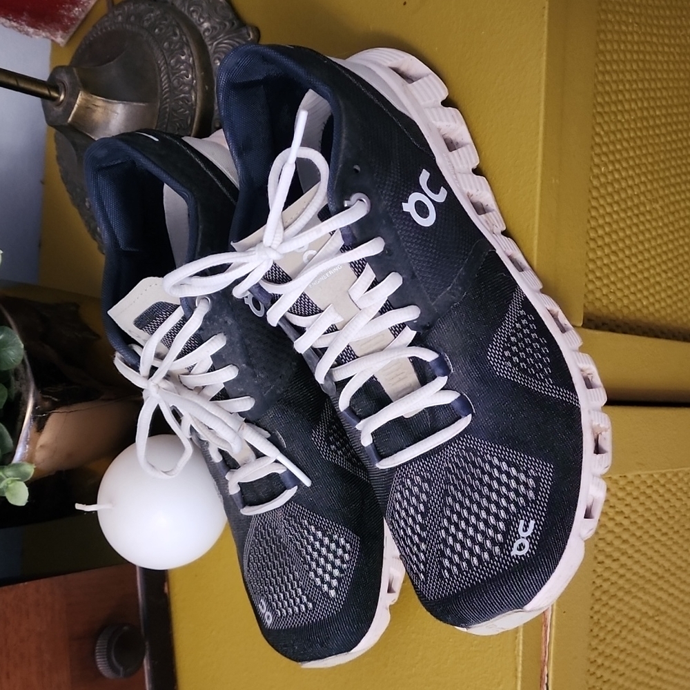 On Cloud Women's Shoes